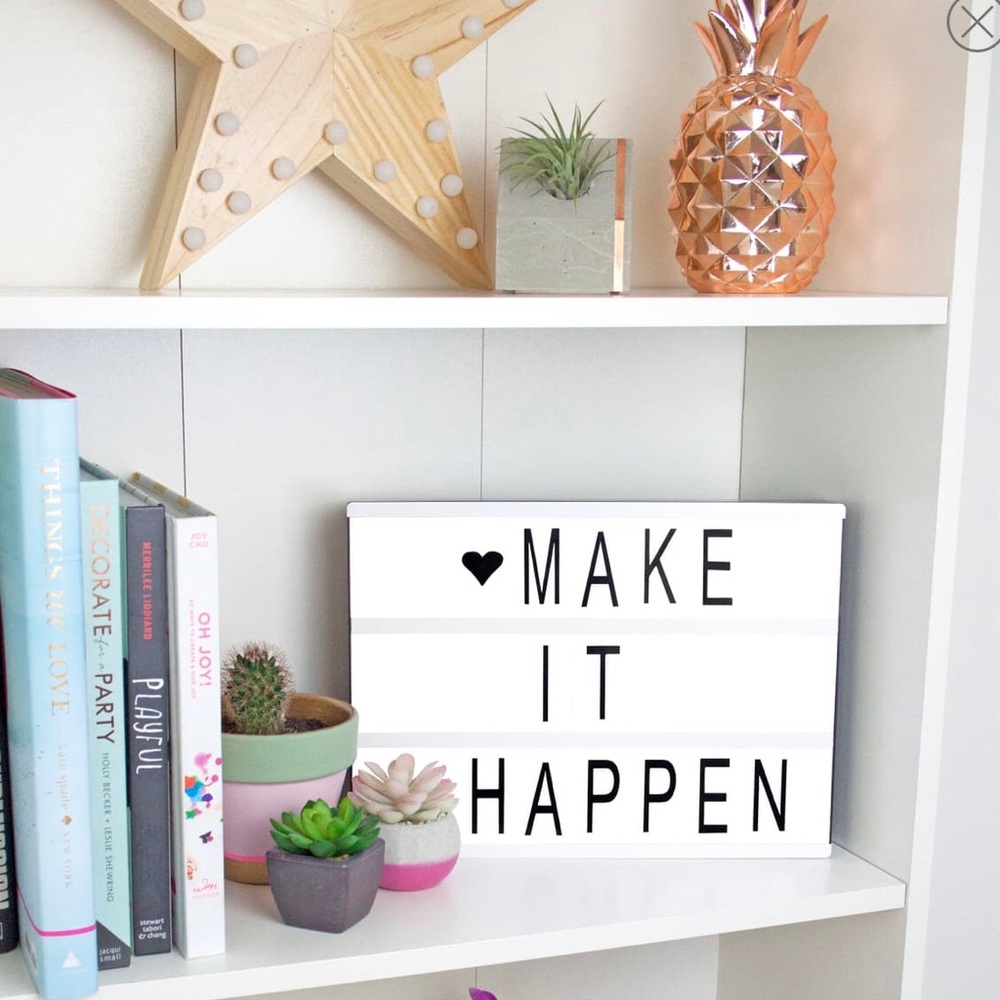 Decorative LED Lightbox Sign 🌟 - Picture 2 of 8